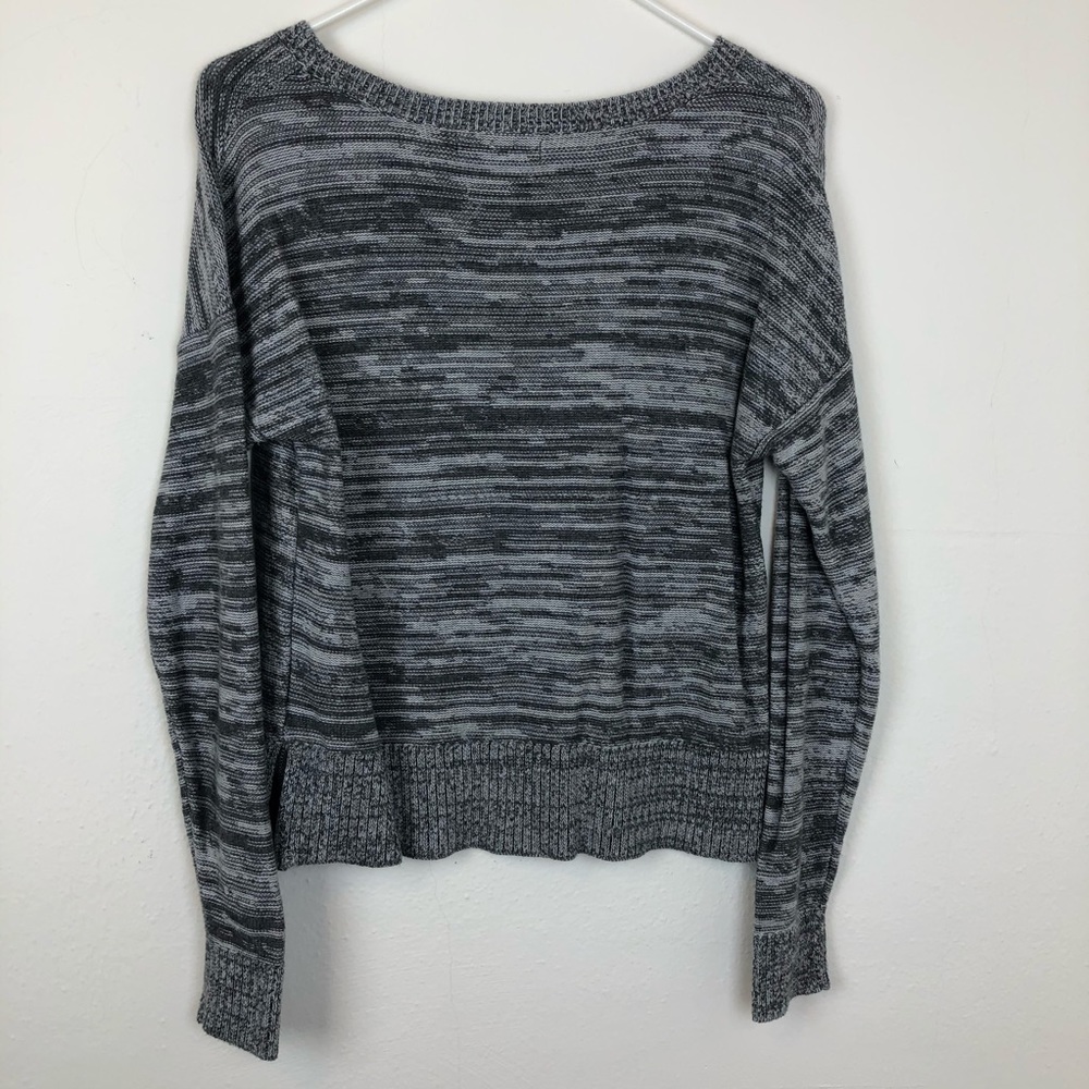 Banana Republic Gray Knit Sweater - Picture 3 of 4